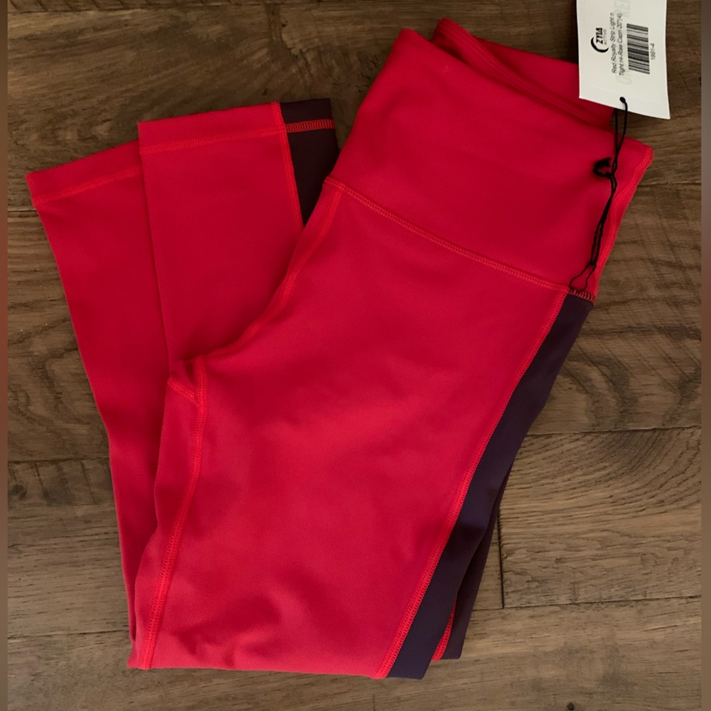 Zyia light n tight high rise Cropped leggings